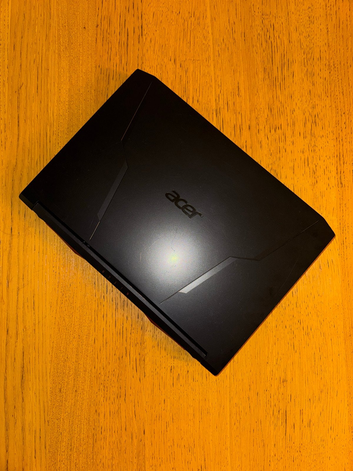 Foto 5 van Acer Nitro 5 Gaming Laptop - Nieuwe batterij & stofvrij