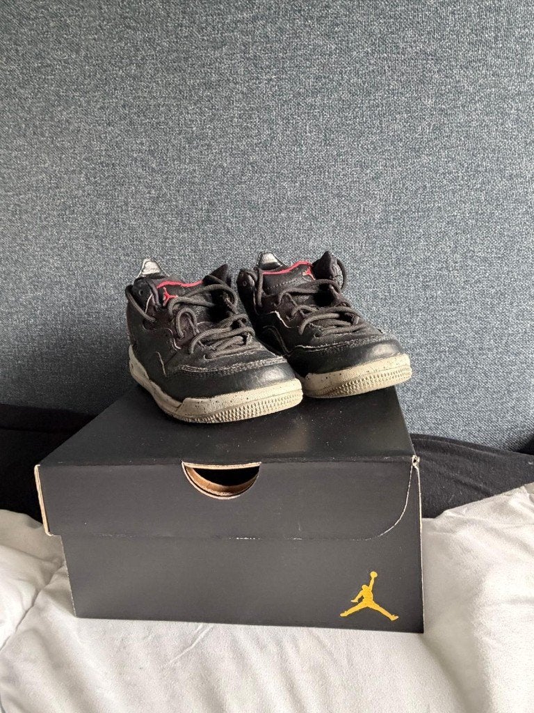 Nike Jordan Courtside 23, maat 28, Kinderen en Baby's, Kinderkleding | Schoenen en Sokken, Ophalen, Jongen of Meisje, Schoenen