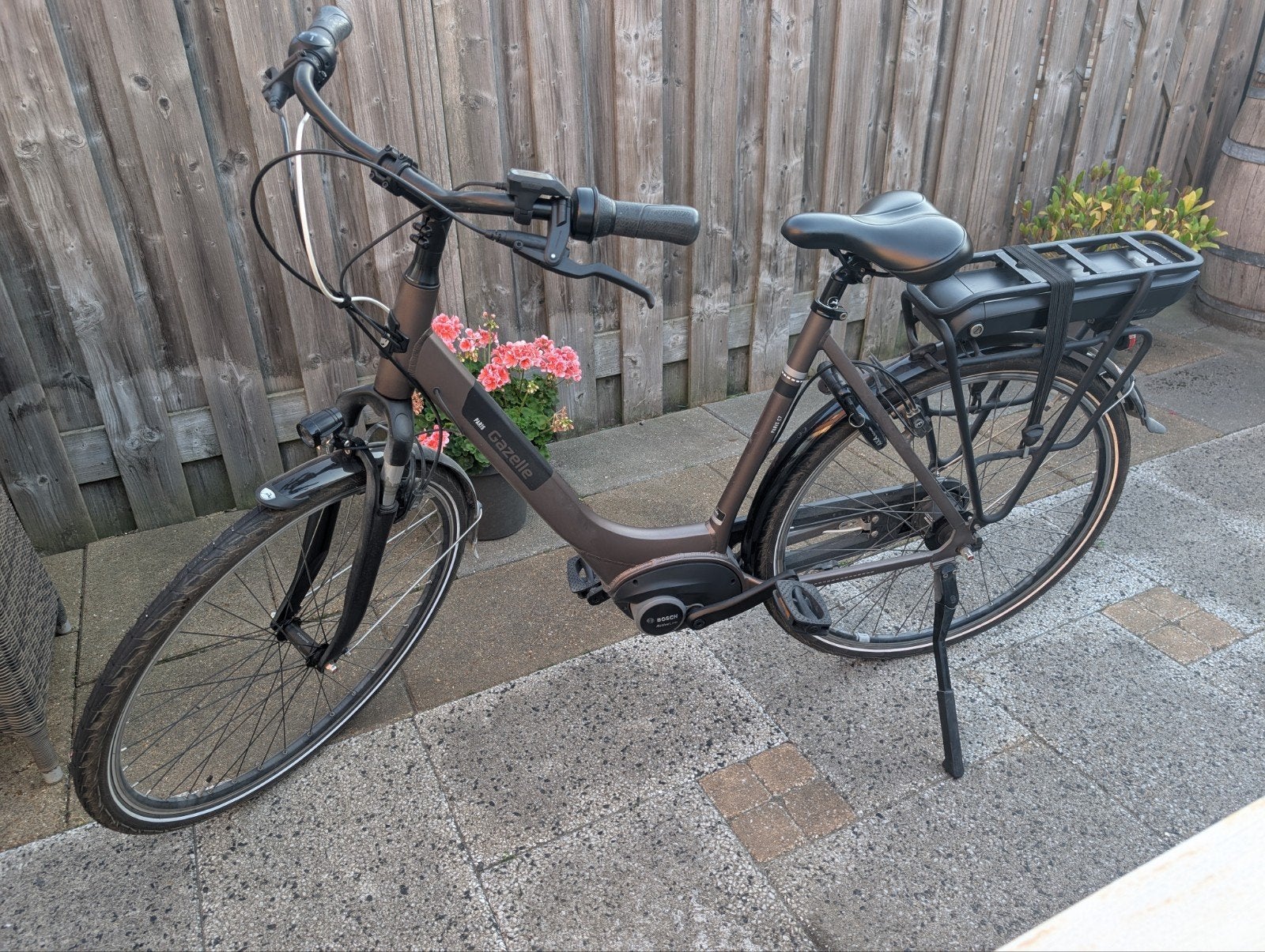 Gazelle Paris elektrische fiets met Bosch 500 Wh motor,, Fietsen en Brommers, Elektrische fietsen, Ophalen of Verzenden, Zo goed als nieuw