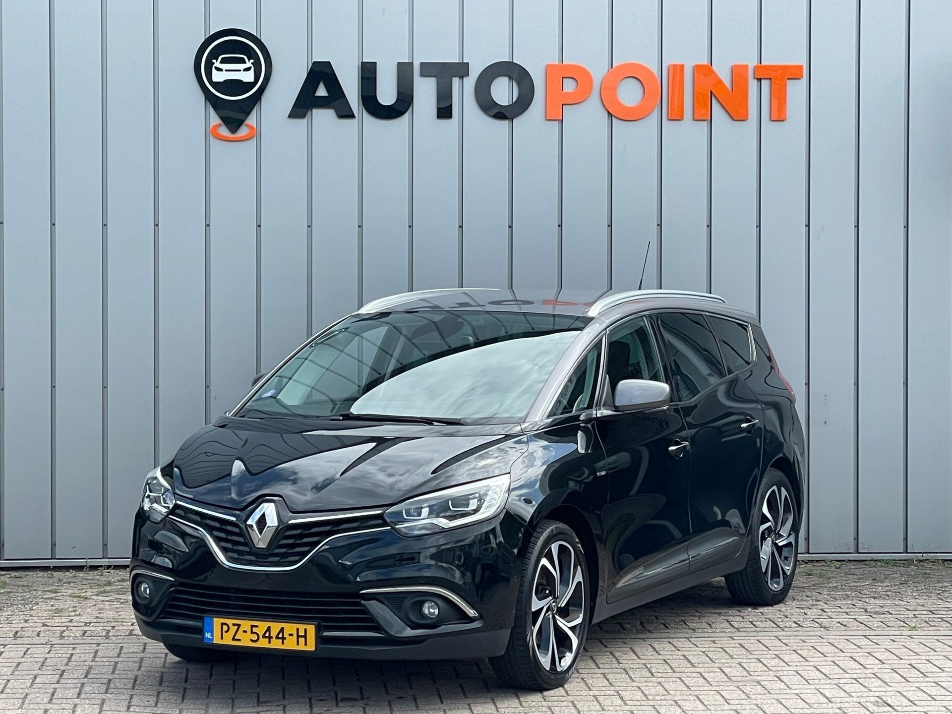 Renault Grand Scénic 1.2 BOSE EDITION 7PERSO ORG NLTREKHAAK, Auto's, Renault, Voorwielaandrijving, Gebruikt, Euro 6, 4 cilinders