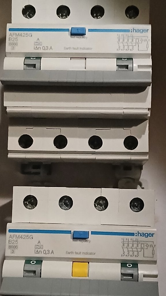 aardlekschakelaar aardlekautomaat hager afm 25 ampère 3 fase, Ophalen of Verzenden, Zo goed als nieuw, Hager, Installatieautomaat