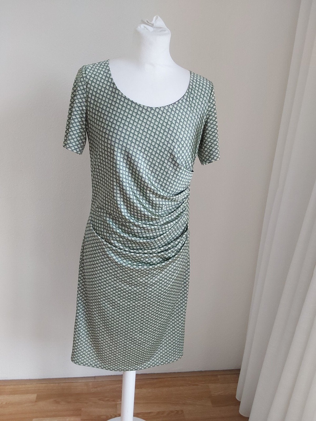 Prachtige jurk van Kyra & Ko maat M met leuke allover print, Kleding | Dames, Jurken, Kyra & Ko, Ophalen of Verzenden, Zo goed als nieuw
