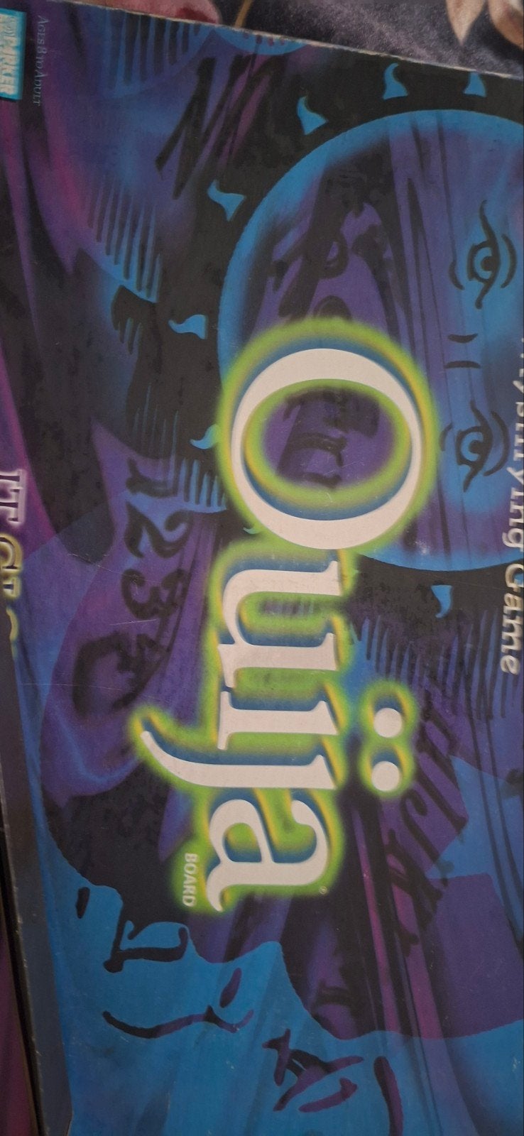Ouija Bord - Mysterieuze Spelervaring van Mattel, Vijf spelers of meer, Ophalen, Zo goed als nieuw, Mattel