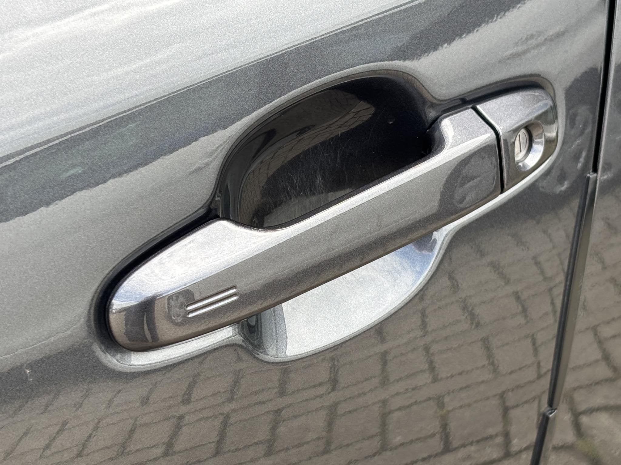 Toyota C-HR 1.8 Hybrid Executive | Dodehoekdetectie | Trekha, 4 cilinders, 122 pk, Hybride Elektrisch/Benzine, Automatische klimaatregeling