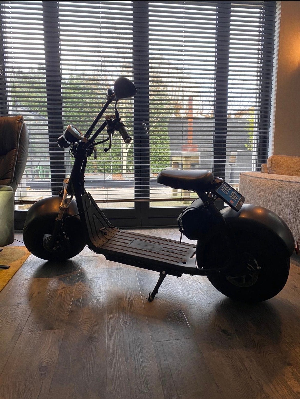 Rub Rider Elektrische Scooter - met accu storing, Fietsen en Brommers, Snorfietsen en Snorscooters, Ophalen, Zo goed als nieuw