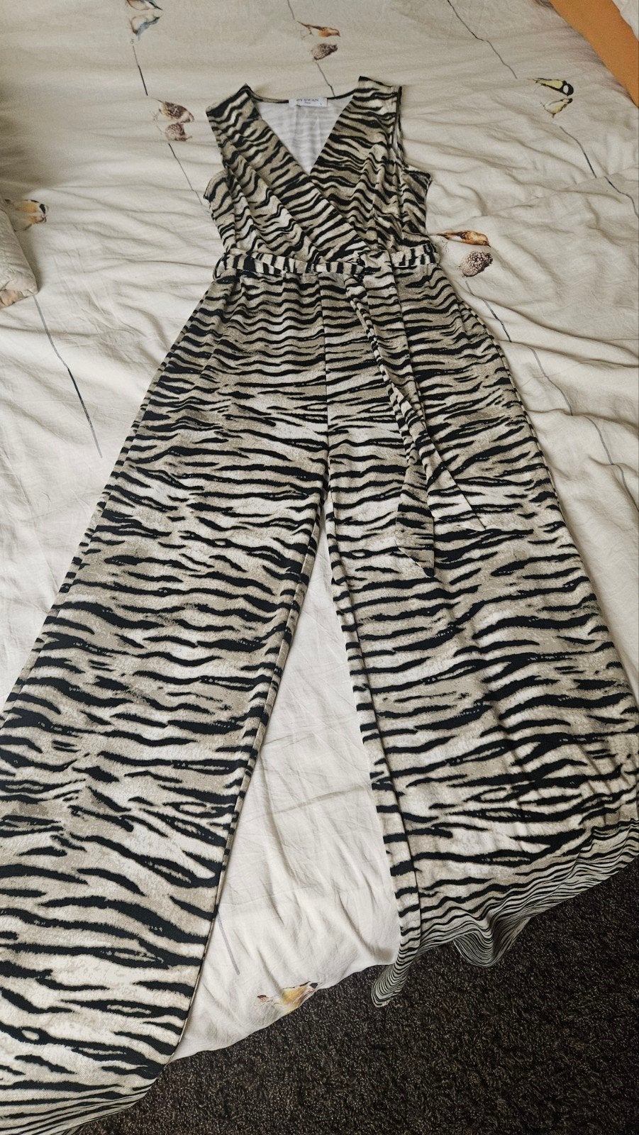 BySwan jumpsuit dierenprint  L, Bruin, Maat 42/44 (L), Ophalen of Verzenden, Zo goed als nieuw