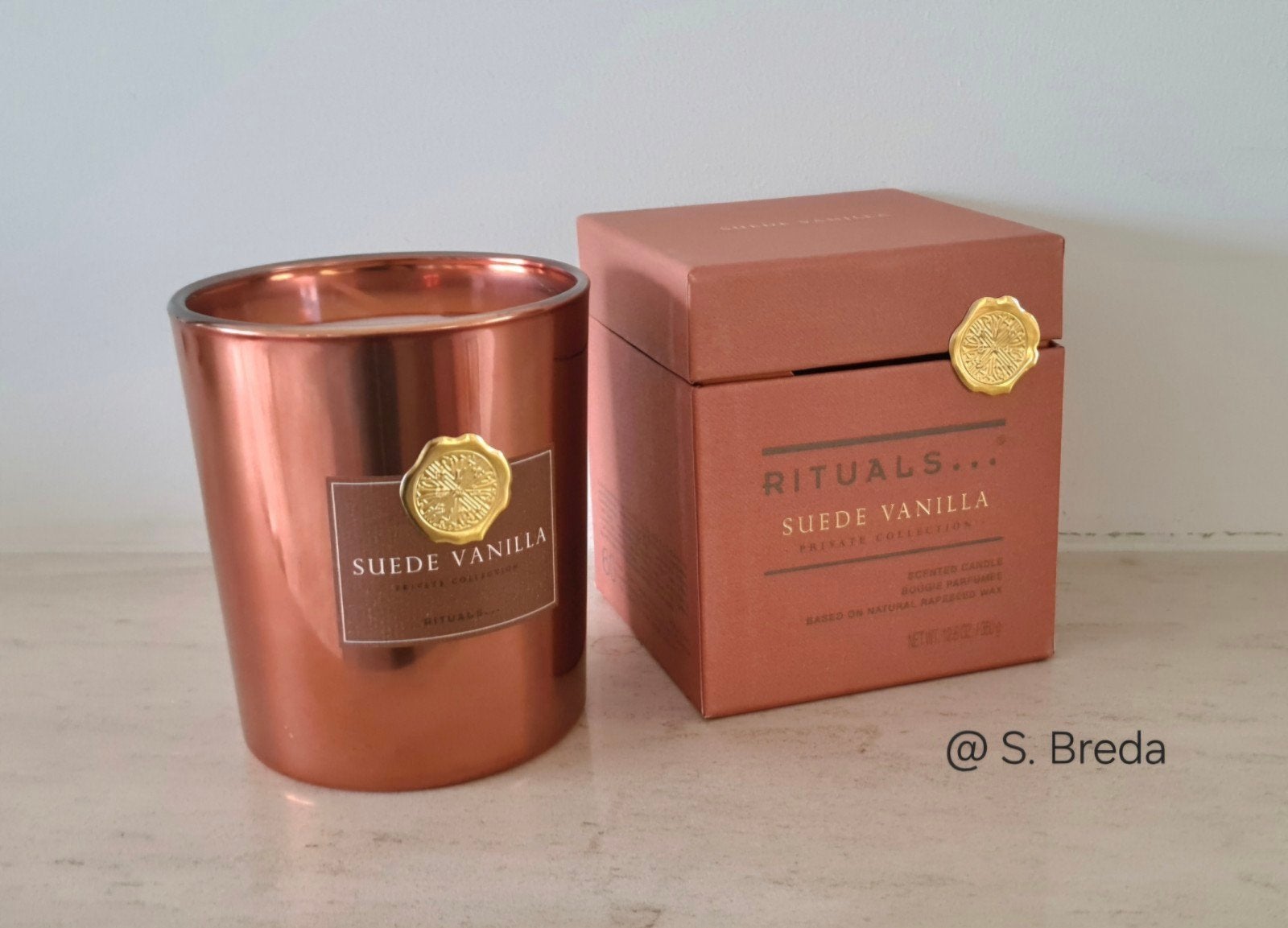 Rituals | Suède Vanilla | Geurkaars 360 gram kaars, Nieuw, Ophalen of Verzenden, Glas, Rituals