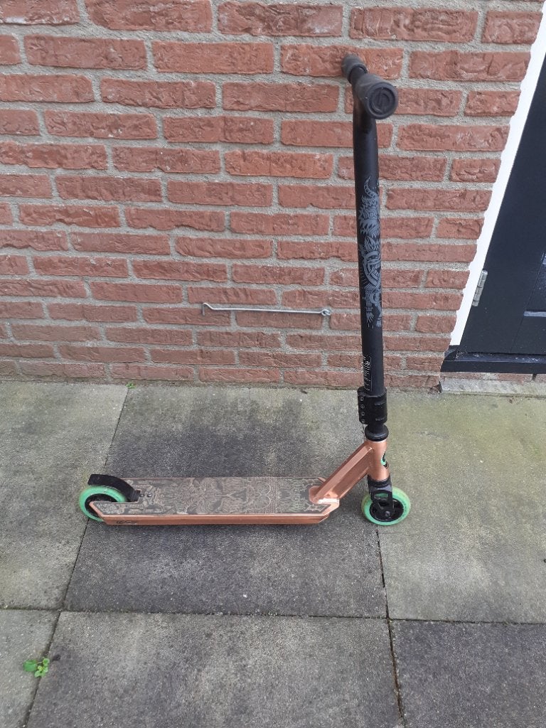 Mooie stuntstep, Fietsen en Brommers, Ophalen, Gebruikt, Gewone step