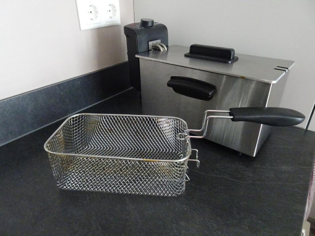 TRISTAR FRITUURPAN, Witgoed en Apparatuur, Frituurpannen, Ophalen of Verzenden, Uitneembare binnenpan