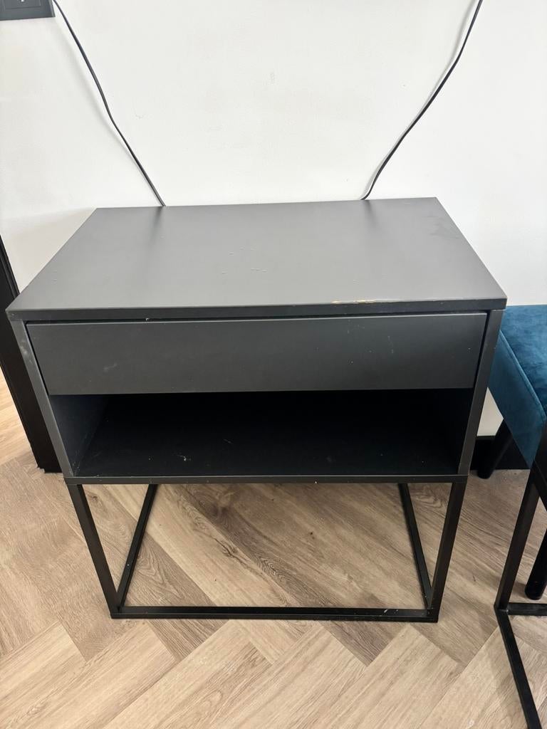 Nachtkastjes, Huis en Inrichting, Ophalen, Gebruikt, Minder dan 45 cm