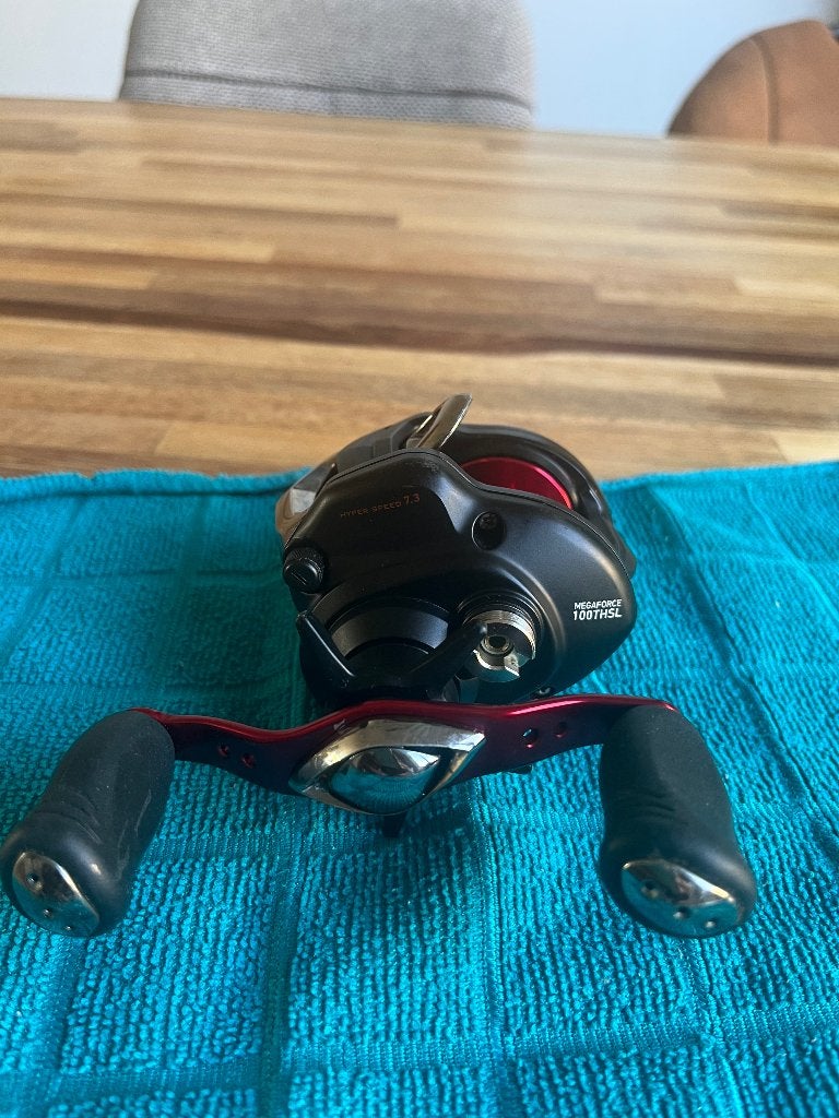 TK ; Daiwa Megaforce 100 THSL, Ophalen of Verzenden, Molen