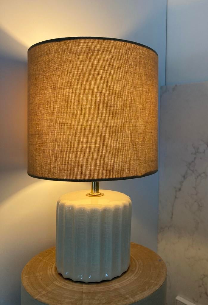 Design moderne tafellamp goud beige zand lamp modern, Huis en Inrichting, Lampen | Tafellampen, Zo goed als nieuw, Ophalen of Verzenden