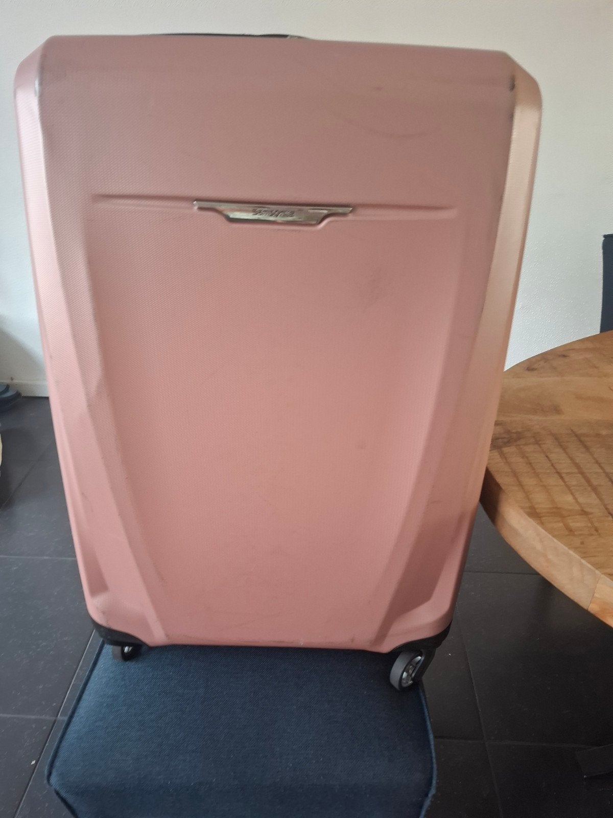 Samsonite Spinner Roze Koffer - Zo goed als nieuw, Hard kunststof, 45 tot 55 cm, Zo goed als nieuw, Wieltjes