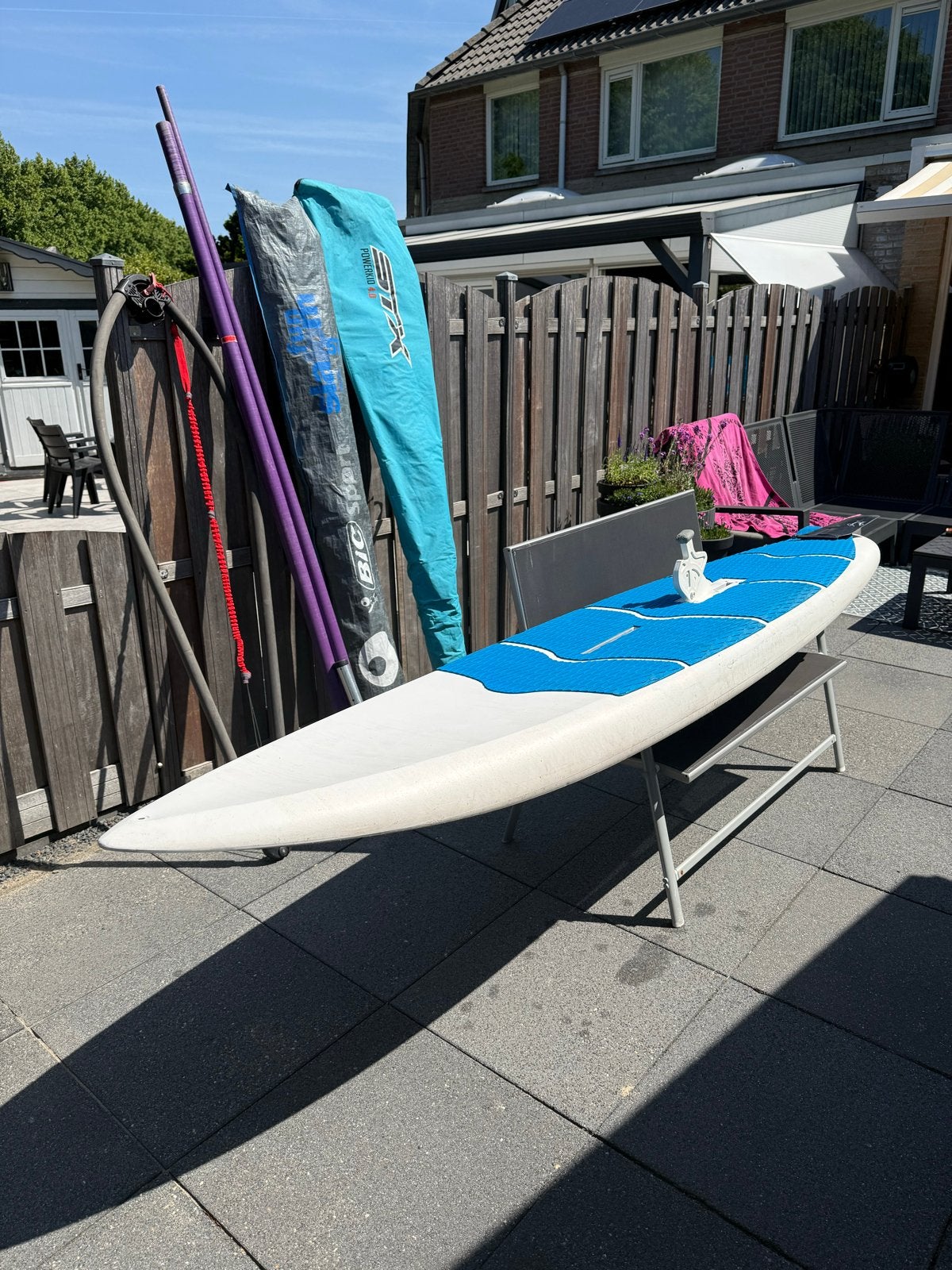 Complete Windsurfset: BIC Sport Slalom Fun 310 Zeil/ giek, Watersport en Boten, Ophalen, Gebruikt, 5 tot 6.5 m², 300 cm of meer