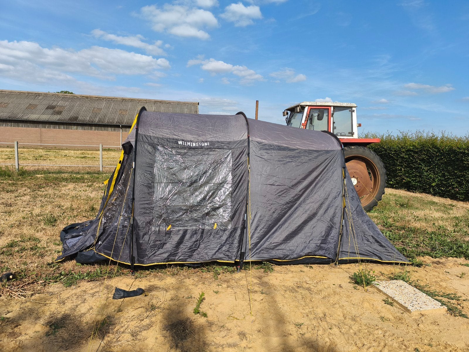 Tunneltent, Ophalen, Zo goed als nieuw, Tot en met 4
