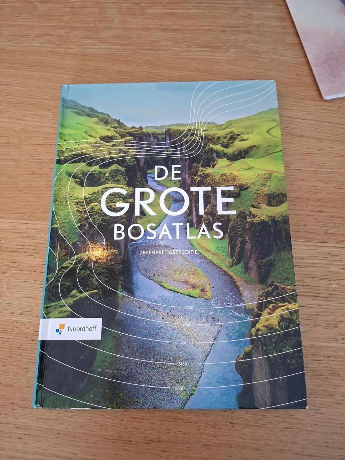 De Grote Bosatlas - 56e Editie, Boeken, Atlassen en Landkaarten, Bosatlas, 2000 tot heden, Ophalen of Verzenden, Zo goed als nieuw