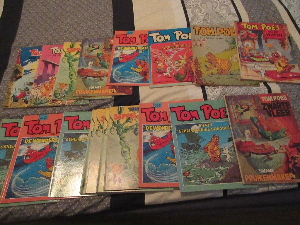 18 stripboeken van Tom Poes en Bommel, Gelezen, Marten Toonder, Ophalen of Verzenden, Meerdere stripboeken