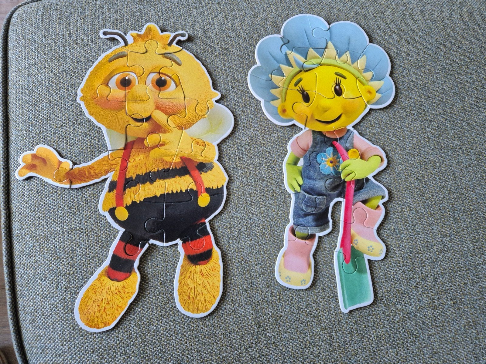 te koop 2 leuke puzzels 2 15 stukjes leeftijd 3+, Ophalen of Verzenden, 10 tot 50 stukjes, Zo goed als nieuw