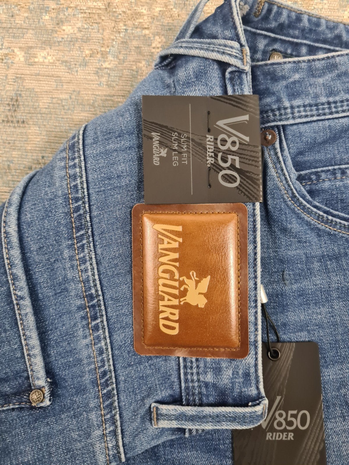 Vanguard V850 MBU W31 L34 NIEUW Slim STRETCH Bronno3134

Tai, New Yorkstraat 50, 1175 RD Lijnden, https://www.justbrands.nl/klantenservice