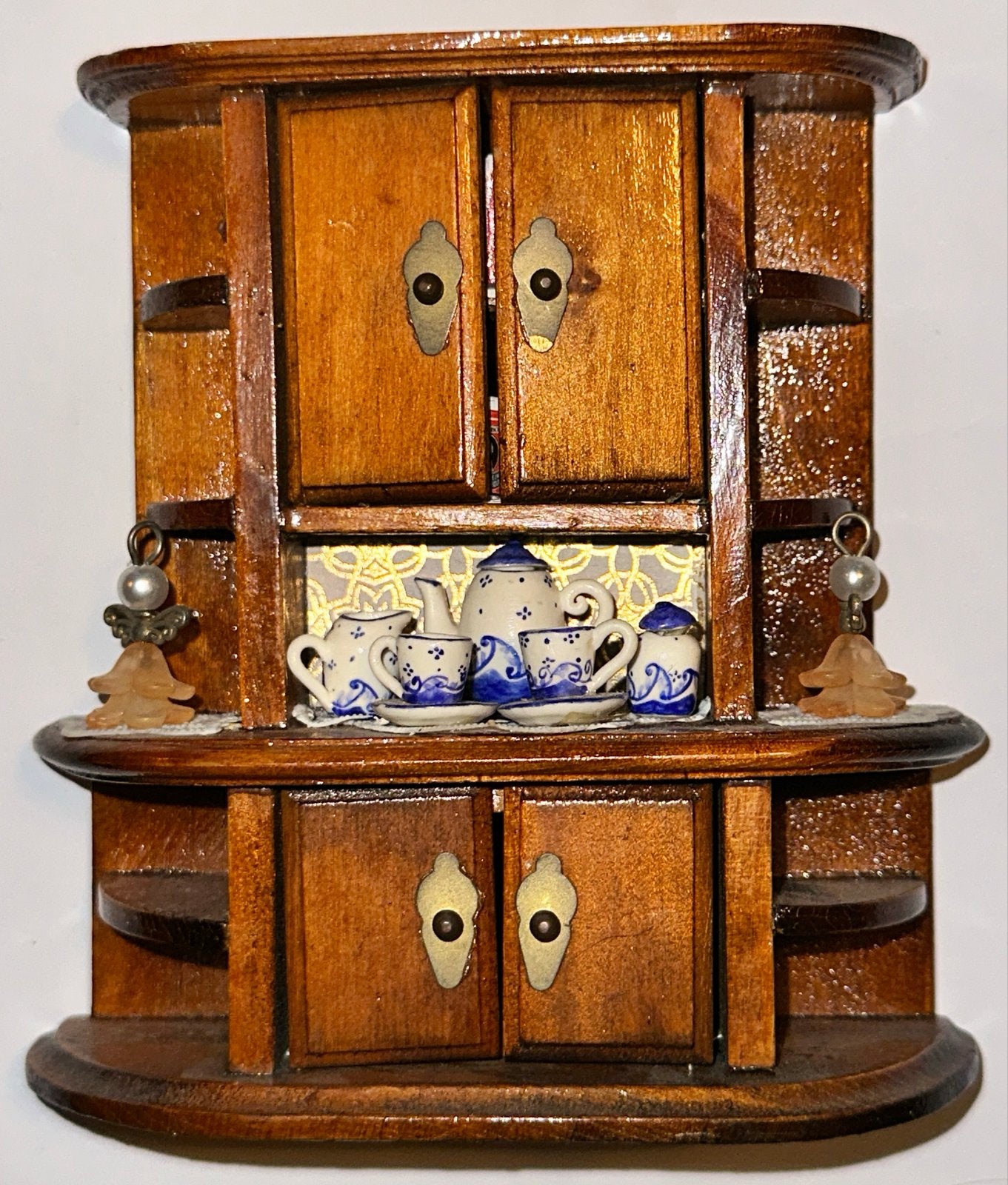 1:12 Wandmeubel Poppenhuis met Serviesje#v#, Ophalen, Zo goed als nieuw, Decoratie