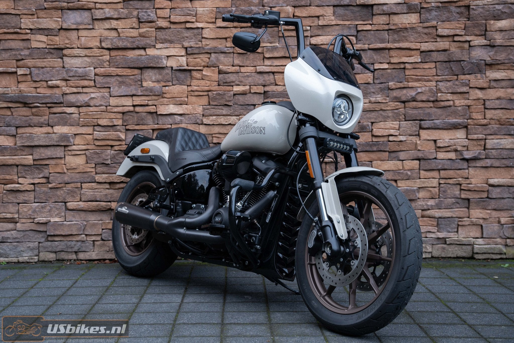 Harley-Davidson FXLRS Low Rider S Softail 117 M8 Clubstyle, Motoren, Info@harley-davidson.com, 1923 cc, Harley--Davidson, Handgeschakeld