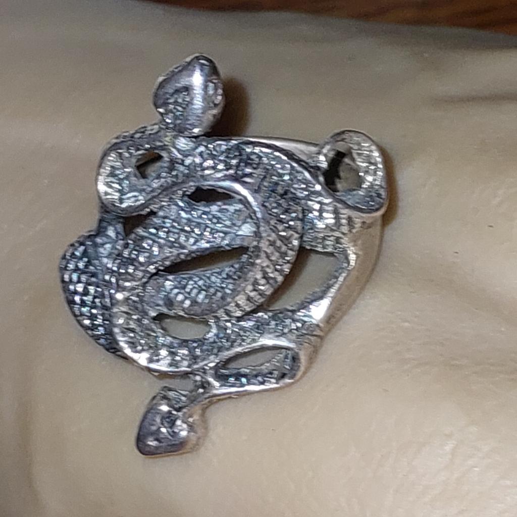 Een prachtige   zilvere ring een Slang maat 18, Sieraden, Tassen en Uiterlijk, Ringen, 18 tot 19, Nieuw, Ophalen of Verzenden