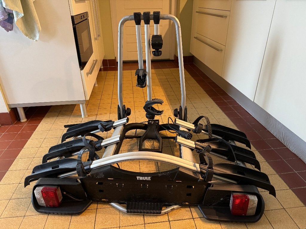 Thule EuroClassic trekhaak 3-fietsendrager, Auto diversen, Fietsendragers, Ophalen, 3 fietsen of meer, Gebruikt, Trekhaakdrager