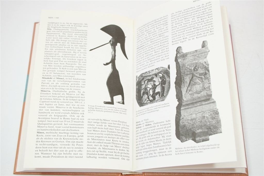 Encyclopedie van de Mythologie — Wereldwijde Goden & Mythen, Boeken, Ophalen of Verzenden, Gelezen, Europa