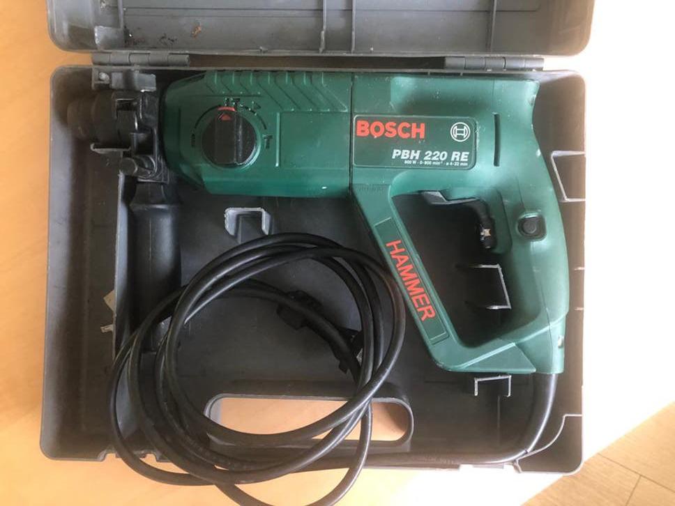 Bosch PBH 220 RE Boorhamer voor onderdelen of reparatie, Doe-het-zelf en Verbouw, Gereedschap | Boormachines, Boor- en/of Breekhamer