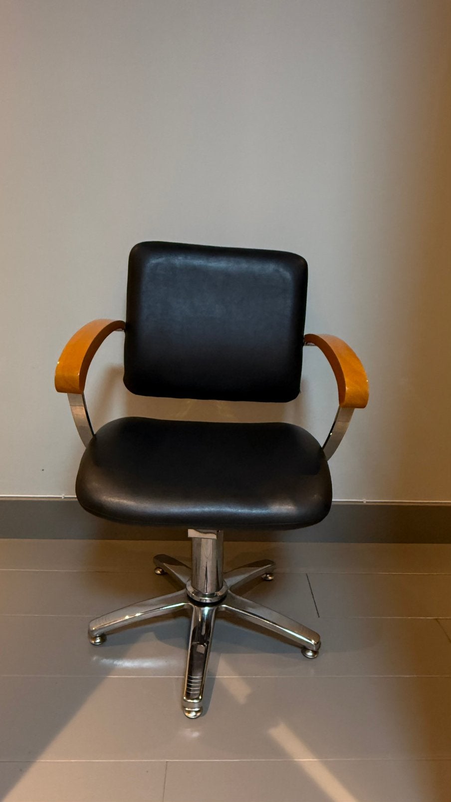 Kappersstoelen met pompfunctie, Hairextensions