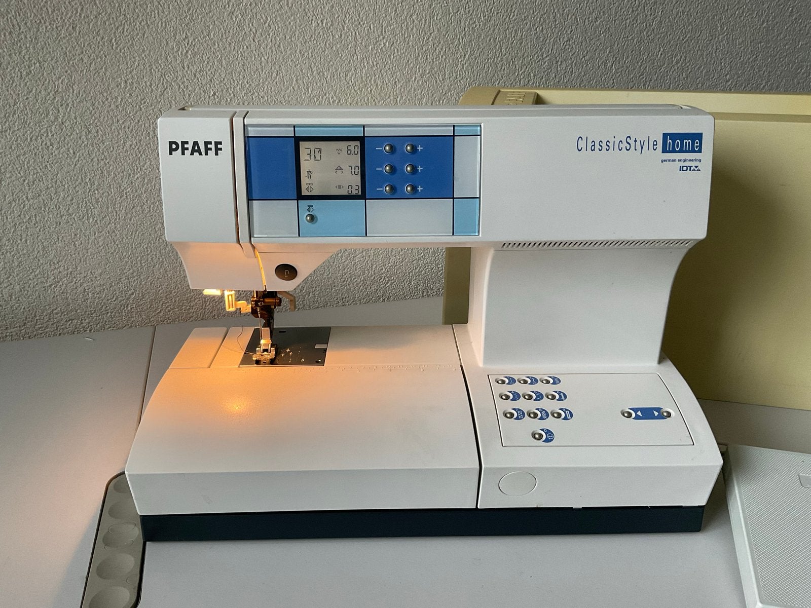 PFAFF ClassicStyle Home 2029 Naaimachine, Ophalen of Verzenden, Gebruikt, Naaimachine, Pfaff