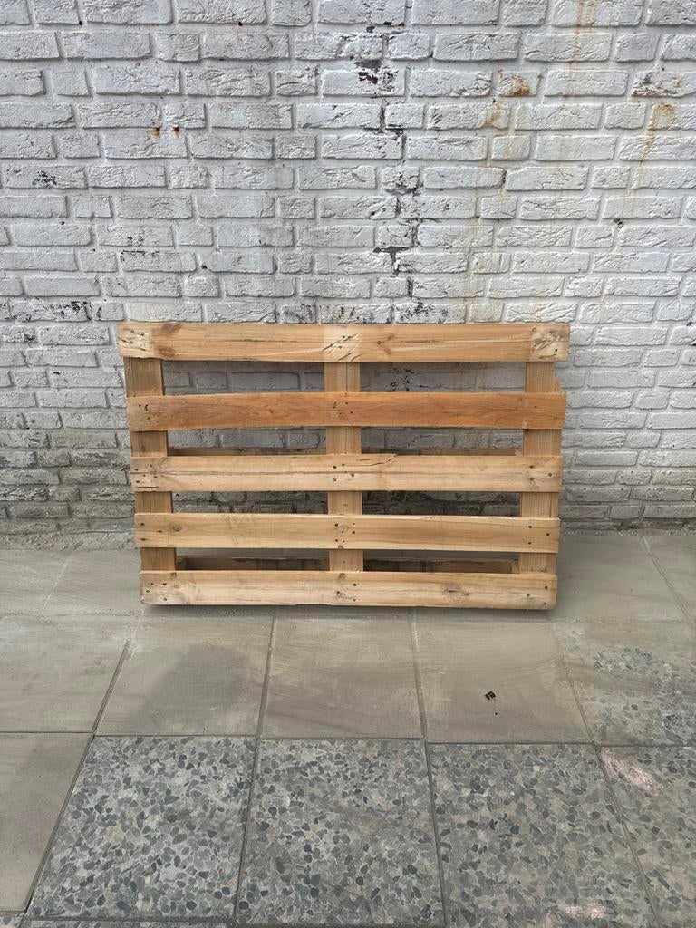 Gratis pallet - Ideaal voor decoratie of transport, Ophalen, Zo goed als nieuw