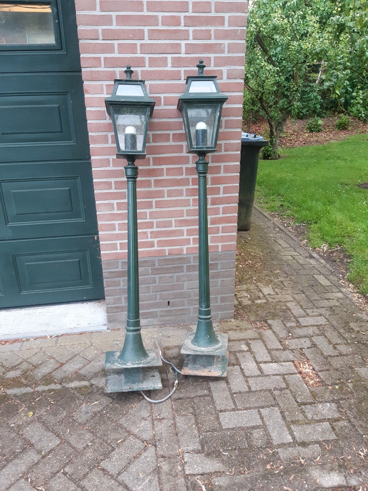 Tuin lantaarns, Tuin en Terras, Ophalen of Verzenden, Netvoeding, 50 tot 250 watt, Staande lamp