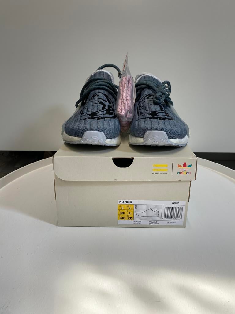 Adidas NMD Human Race pharrell williams, Ophalen of Verzenden, Zo goed als nieuw
