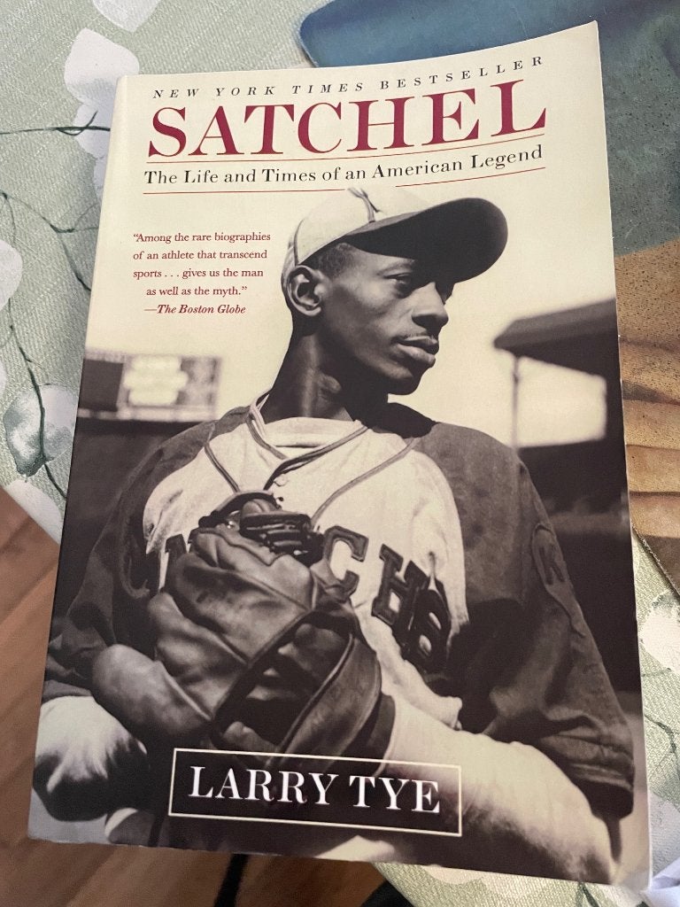 Larry Tye - Satchel, Ophalen of Verzenden, Gelezen, Non-fictie