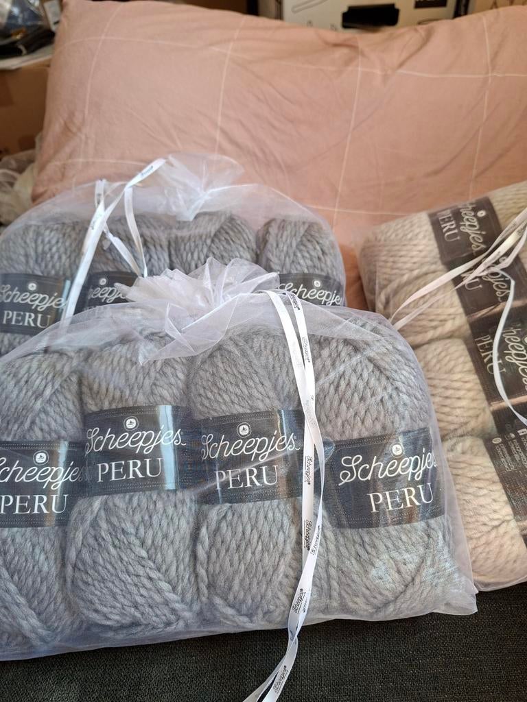 Breipakket cowl kit, Hobby en Vrije tijd, Ophalen of Verzenden, Nieuw, Breien of Haken, Wol of Garen