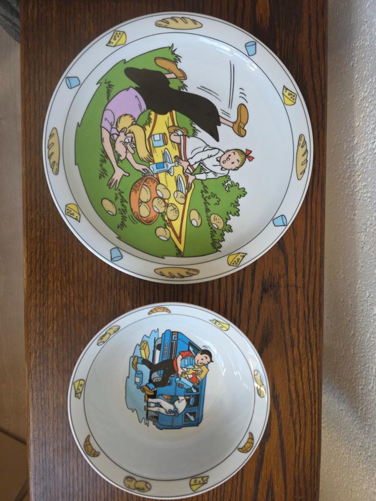 Eschenbach Suske en Wiske bord en kom set (2000), Huis en Inrichting, Keuken | Servies, Ophalen of Verzenden, Zo goed als nieuw