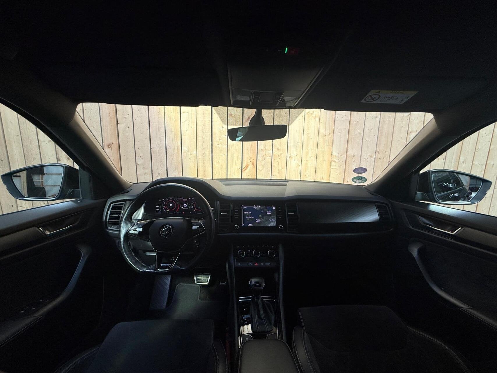 Skoda Kodiaq 1.5 TSI Sportline Business Automaat | Apple Car, Auto's, Euro 6, 4 cilinders, 150 pk, 1481 kg