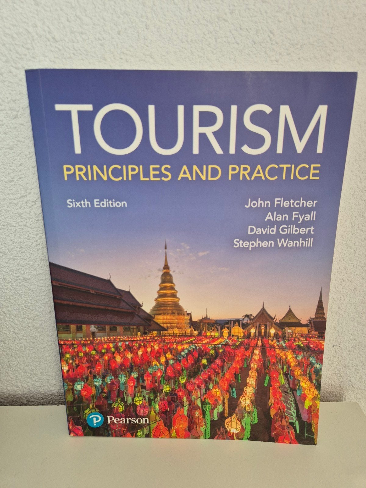 Tourism: Principles and Practice - Zesde Editie, Boeken, Studieboeken en Cursussen, Zo goed als nieuw, HBO, Gamma, Ophalen of Verzenden