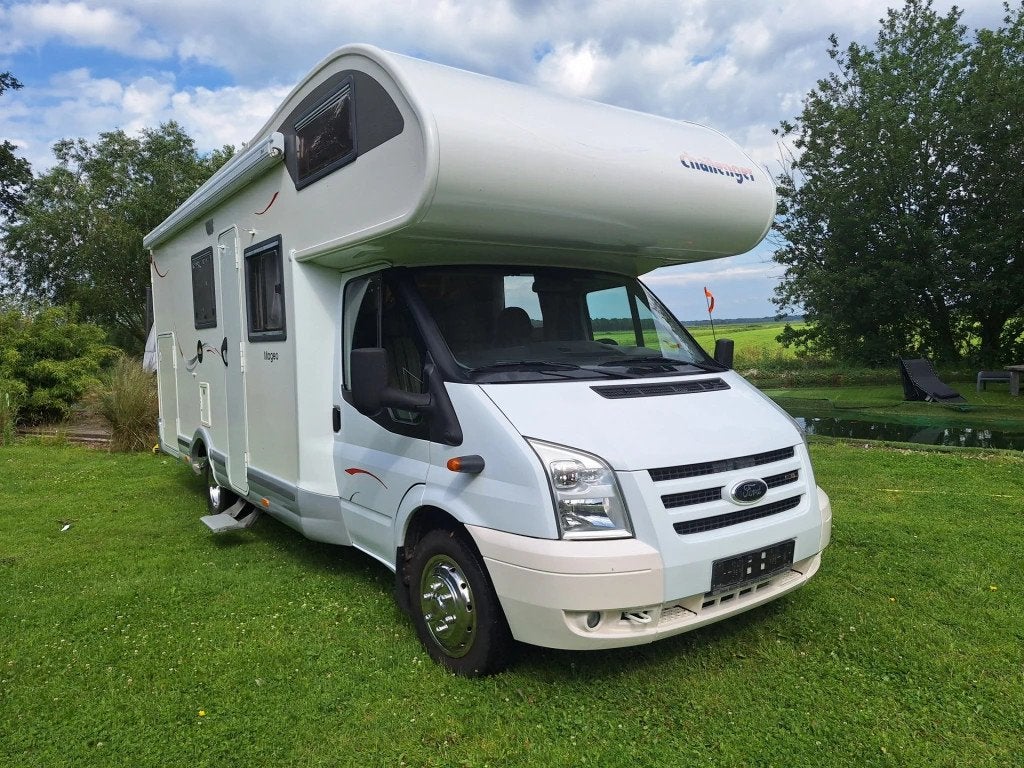 Challenger Mageo 140PK 6Persoons, Caravans en Kamperen, Boiler, Alkoof, Ringverwarming, 7 tot 8 meter