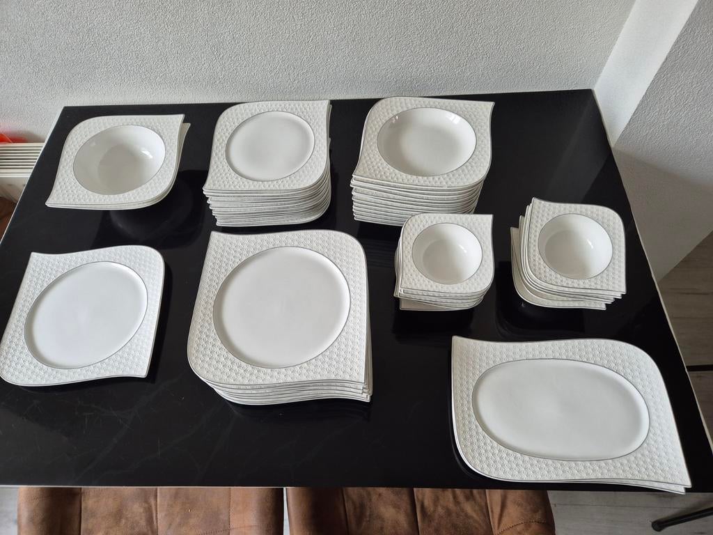 Servies set, Ophalen of Verzenden, Zo goed als nieuw, Bord(en), Overige stijlen