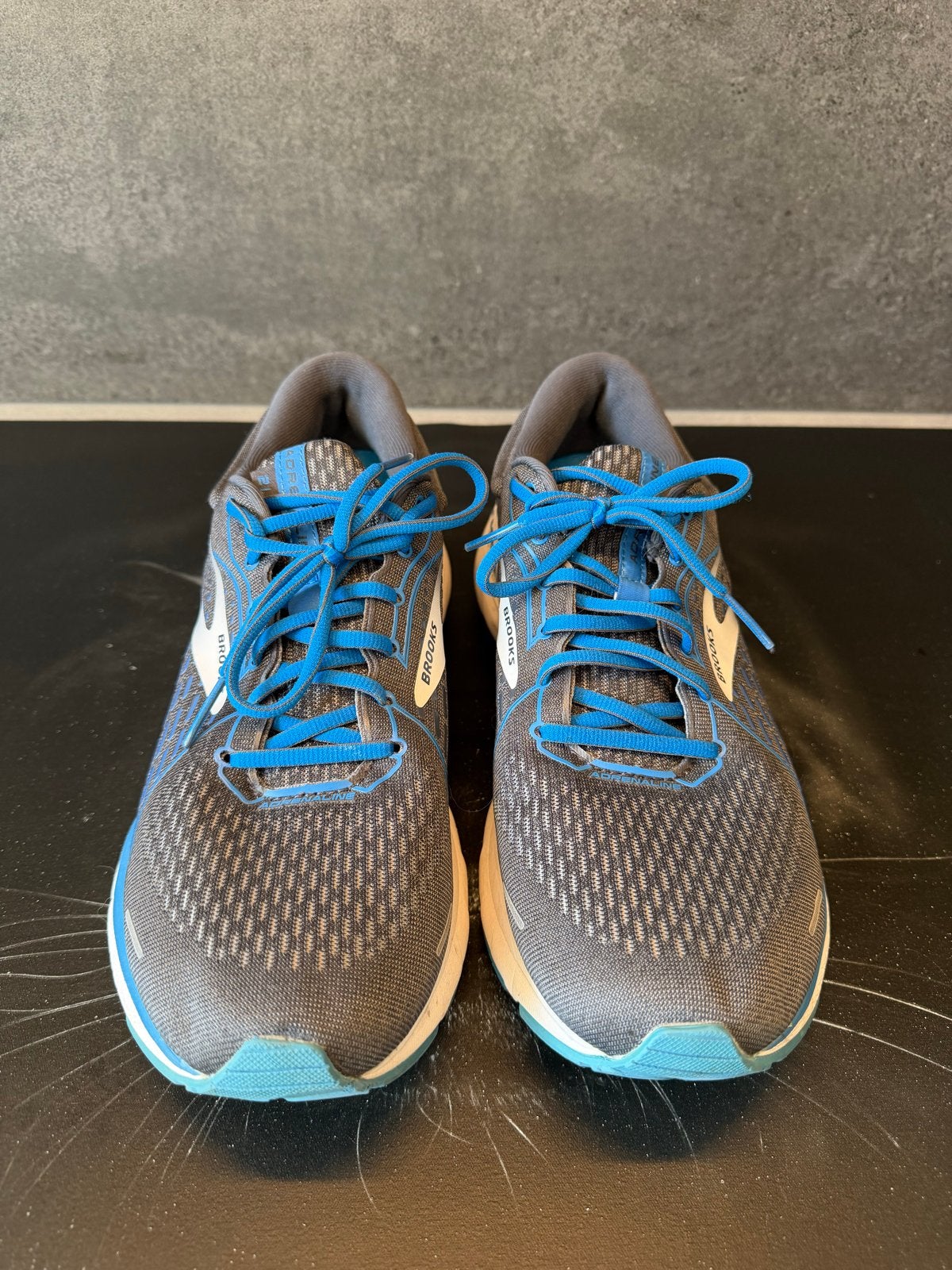 Brooks Adrenaline GTS 21 hardloopschoen heren maat 45, Overige merken, Gebruikt, Hardloopschoenen, Ophalen of Verzenden