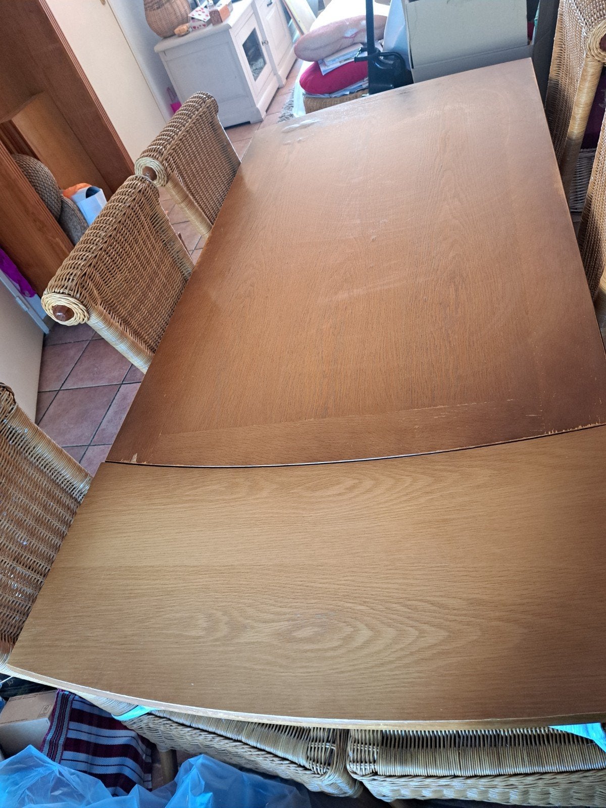 Grenen tafel beide kanten uitklapbaar+ 6 rieten stoelen, Ophalen of Verzenden, Gebruikt