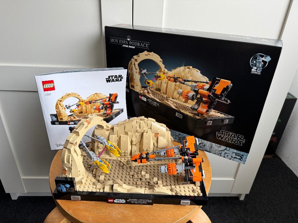 Lego Star Wars Mos Espa Podrace Diorama - 75380, Star Wars, Lego, Ophalen of Verzenden, Zo goed als nieuw