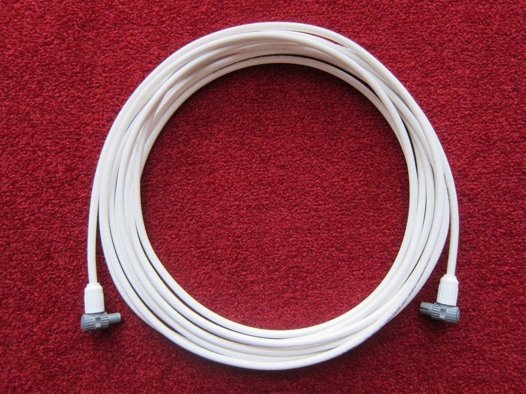 Antennekabel Hirschmann KOKA 799 coax 7,75 m met connectoren, Ophalen of Verzenden, Zo goed als nieuw, 5 tot 10 meter, Coaxiale kabel