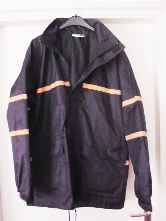 Regenjack De Silva mt. M zwart nylon met oranje strepen, Ophalen of Verzenden, Zo goed als nieuw, Regenjas, Dames