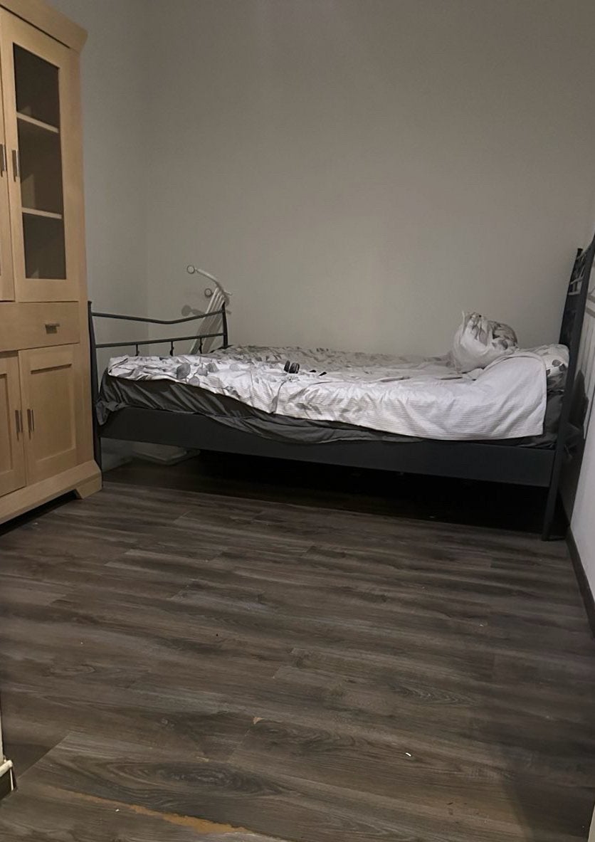 KAMER TE HUUR IN ROERMOND. LOOP AFSTAND STATION!