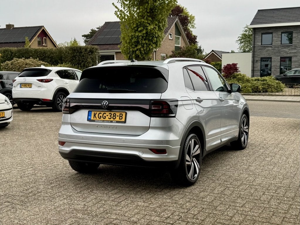 Volkswagen T-Cross 1.5 TSI 150PK R-Line Automaat Camera Virt, Auto's, Volkswagen, T-Cross, 4 cilinders, 150 pk, SUV of Terreinwagen