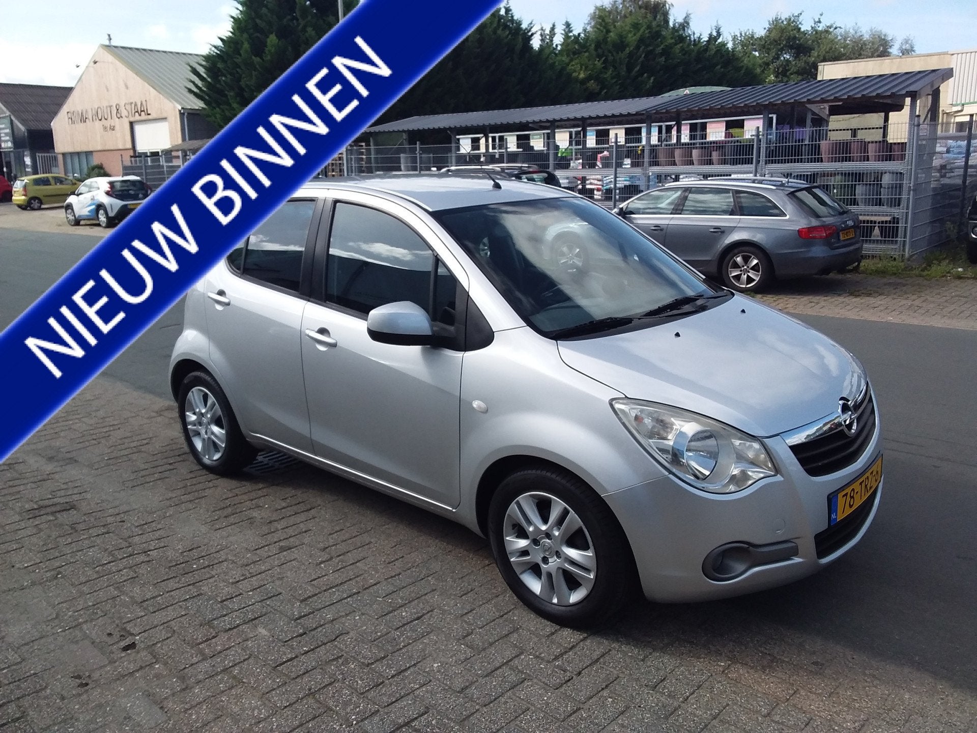 Opel Agila 1.0 Edition ZEER NETTE AUTO MET LAGE KM STAND VAN, Auto's, Euro 5, Stof, Gebruikt, Origineel Nederlands