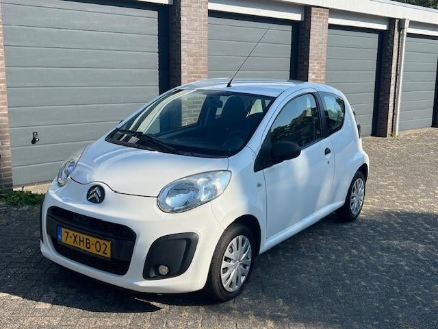 Citroën C1 1.0 3-DRS 2013 Wit, Auto's, Voorwielaandrijving, 4 stoelen, C1, Handgeschakeld